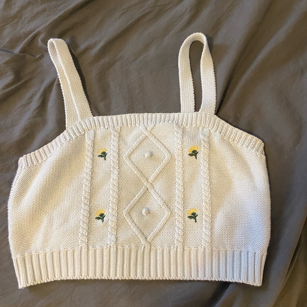 Cropped knit top